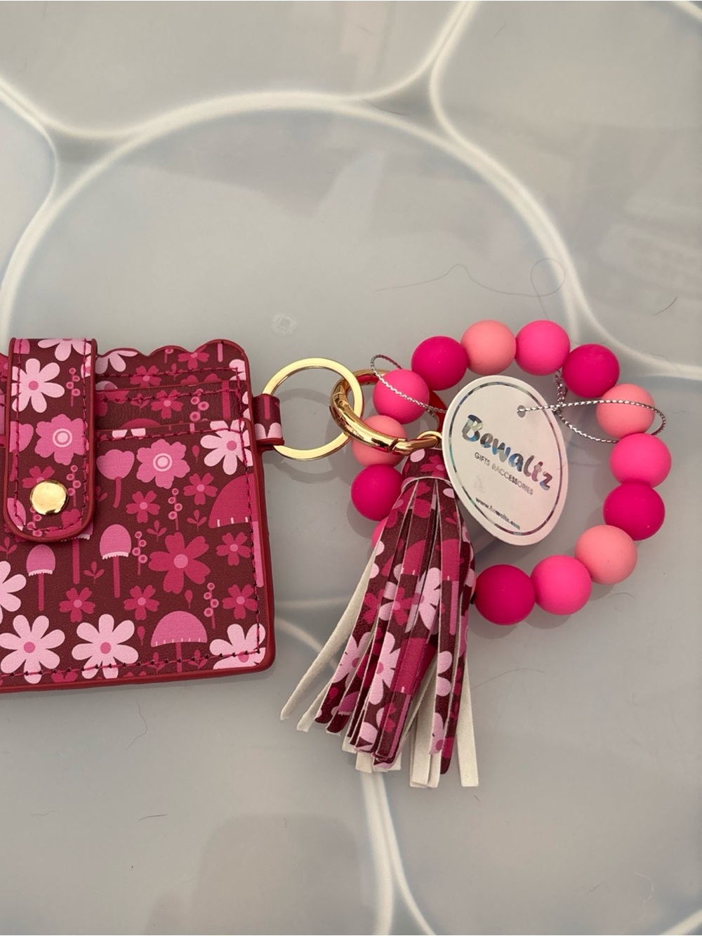 Bewaltz Women’s/Girl’s Keychain and Wallet Wristlet/New w Tags